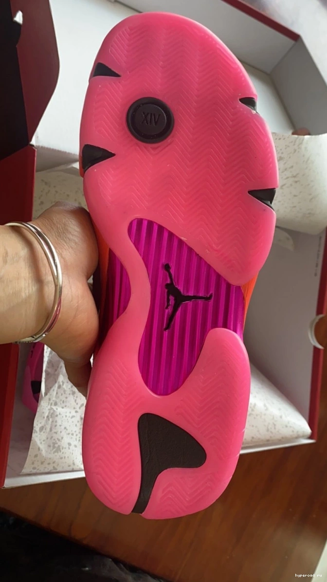 Retro Low Jordan Pink DH4121-600 (W) Shocking 14 1202